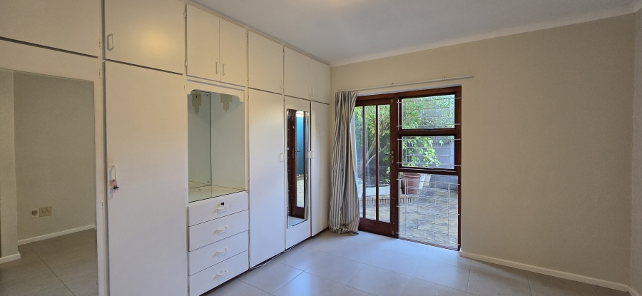 3 Bedroom Property for Sale in Die Wingerd Western Cape